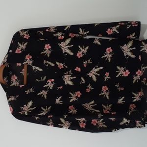 Lumiere V-Neck Long Sleeve Blouse